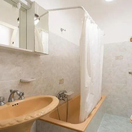 Dimora Ines *